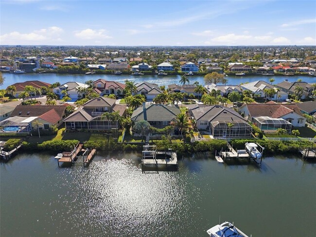 Photo - 909 Allegro Ln