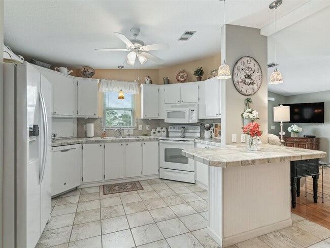Photo - 1640 Magnolia Ave