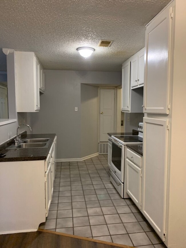 Photo - 3bed/2bath home in Valley View School District!