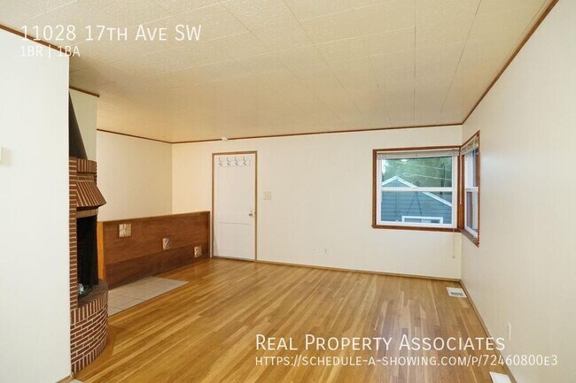 Photo - 11028 17th Ave SW