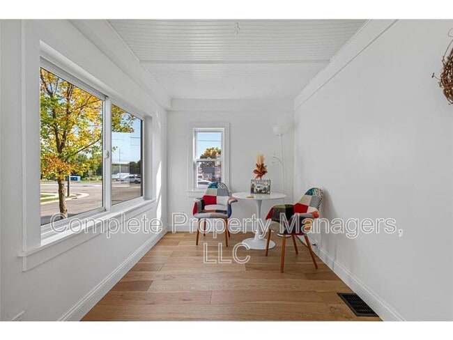 405 Columbus Ave