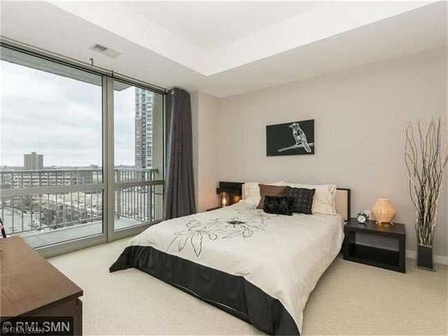 Photo - 929 Portland Ave Unidad 1011