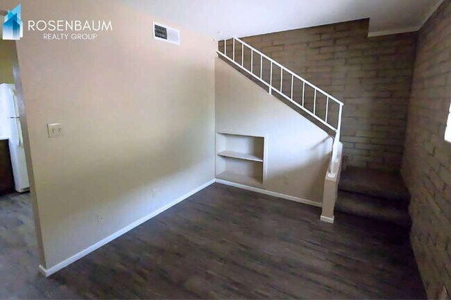 Photo - 905 S Ash Ave Unidad 1