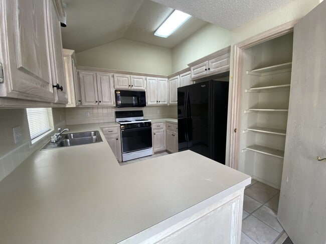 Photo - 3770 Apex Ct