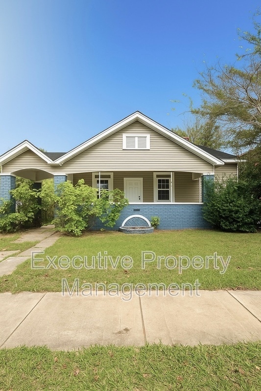 Photo - 1430 19th St N