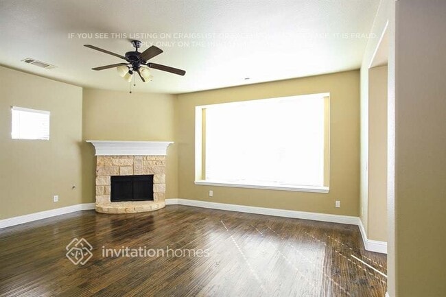 Photo - 1204 Litchfield Ln