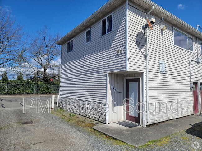 Building Photo - 1409 N 4th St Rental