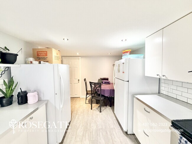 Photo - Spacious 1-Bedroom Basement Apartment with 2 Parking & Pet Friendly – Waterloo Unit 2