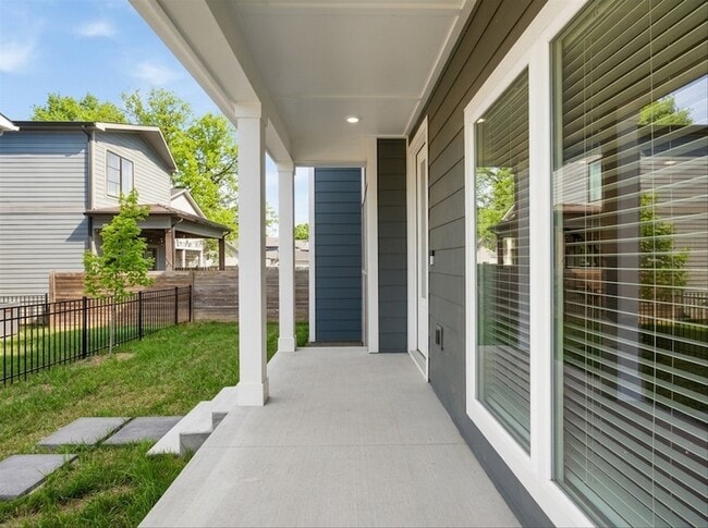 Photo - 1802 10th Ave N