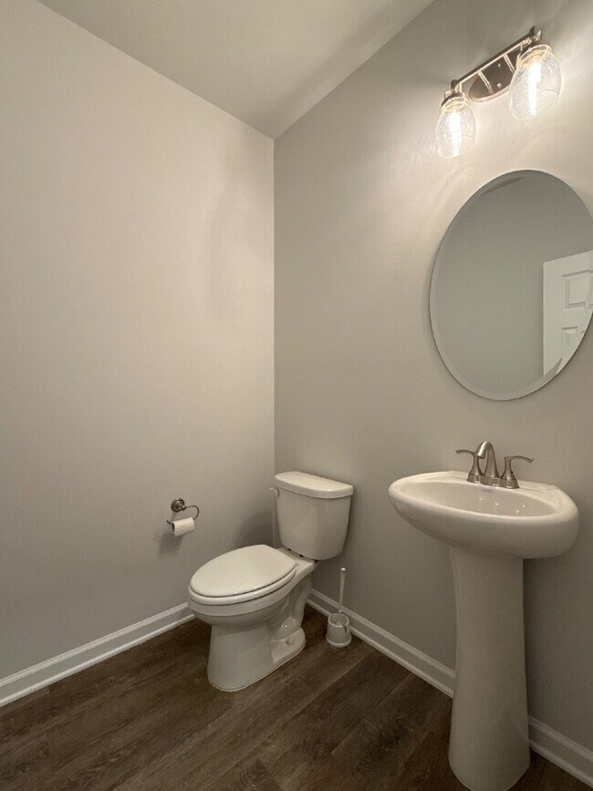 Photo - 102 Ranna Dr