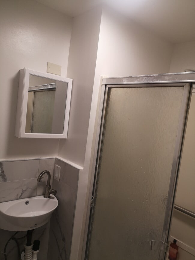 Photo - 517 E Morton St