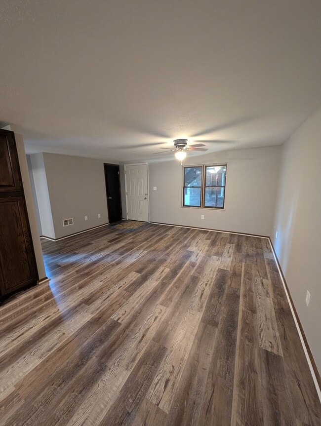 Photo - 2110-2110 Hollingsworth St Unit 2110C Hollingsworth Street