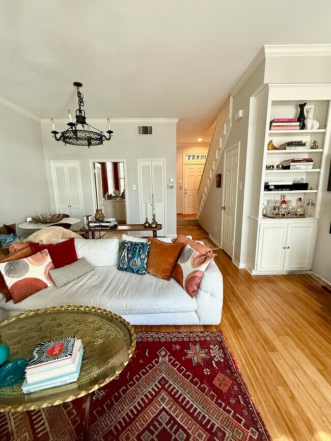 Photo - 4424 Holland Ave