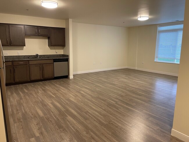 Photo - 413 E Hall St Unidad 201