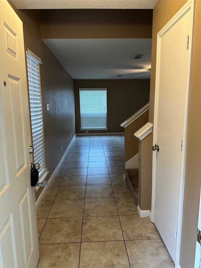 Photo - 12110 Bowsman Dr
