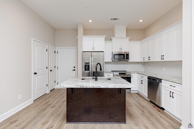 Photo - 1009 Northside Dr