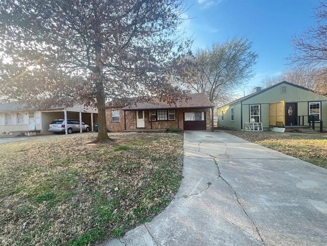 1817 Breckenridge Dr