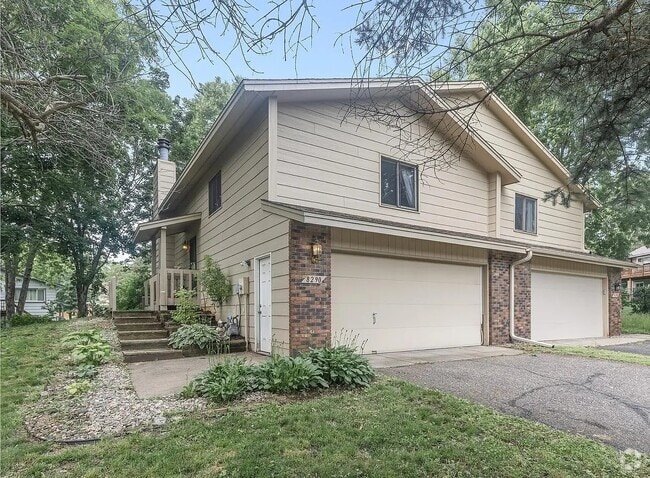 Building Photo - 8290 Tamarack Trl Rental