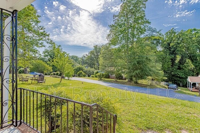 Photo - 14 Melvin Dr