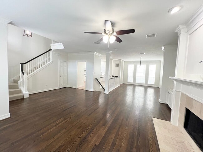 Photo - Stunning 4/3/2 Townhome in the Museum District !!!