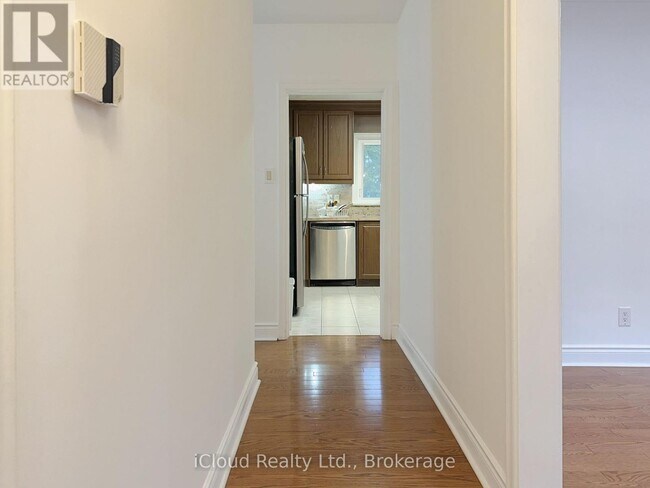 Photo - 4 Longbridge Rd