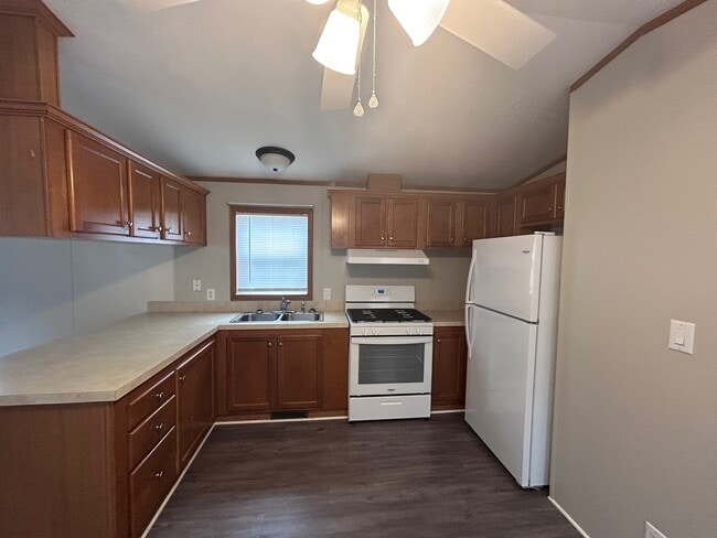 Photo - 17 Deer Run Pky