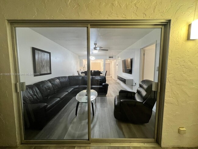 Photo - 1208 Bahama Bend Unidad C2