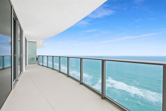 Photo - 4111 S Ocean Dr Unidad 3001