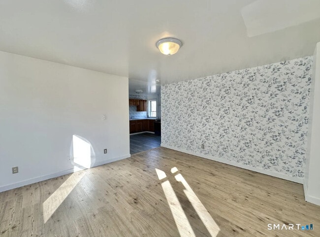 Photo - 67 6th St Unit 1