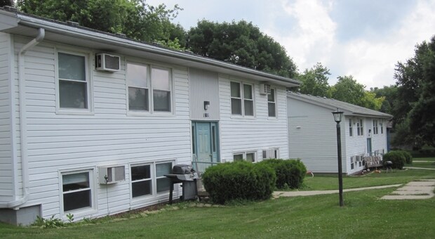 Photo - Sherwood Court Apartments