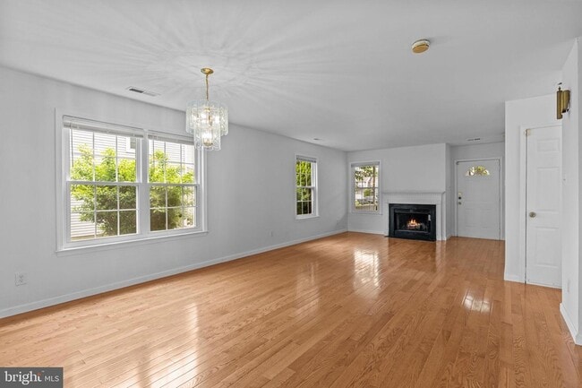 Photo - 14 Aster Way