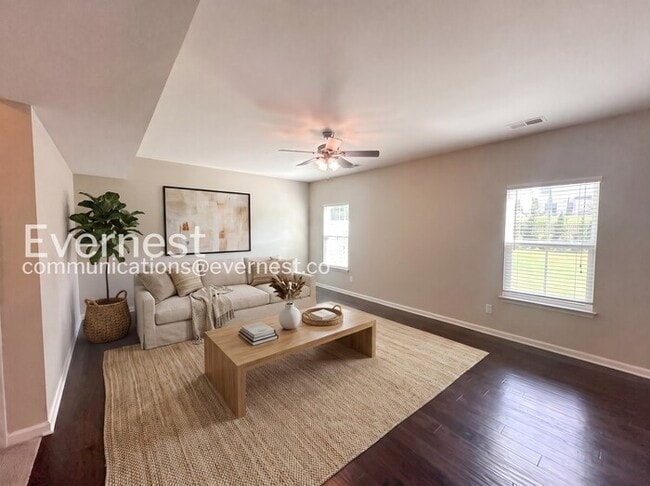 Photo - 206 Welcombe St