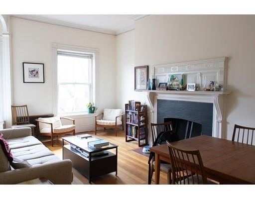 Building Photo - 257 Marlborough St Unit 9
