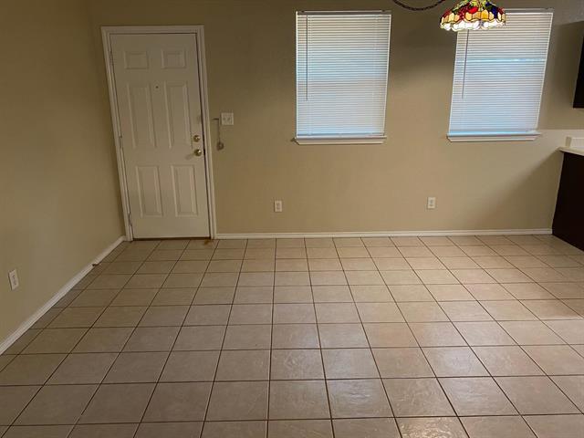 Photo - 208 Bobbie Ann Ct