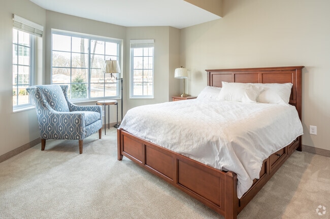 1 BR, 1 BA - Plan 4, with Den, 796 SF