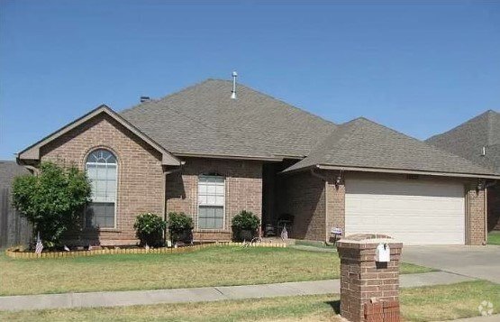 Building Photo - Short Term Rental available in Edmond