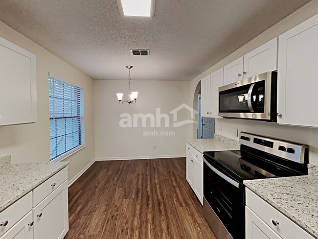 Photo - 7546 Fawn Lake Dr N