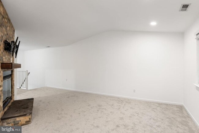 Photo - 402A Mulberry Cove