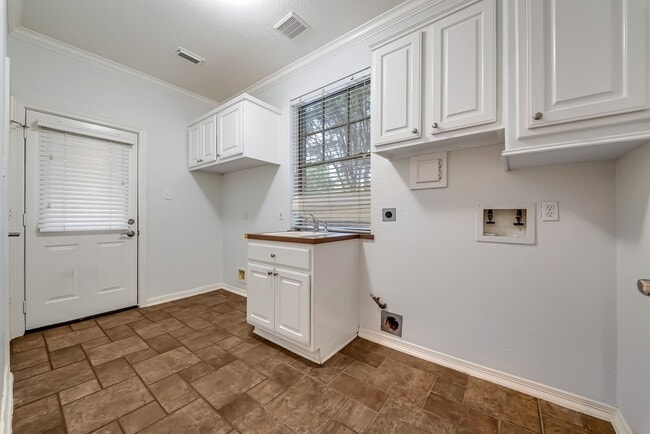 Photo - 10311 Pitcataway Dr