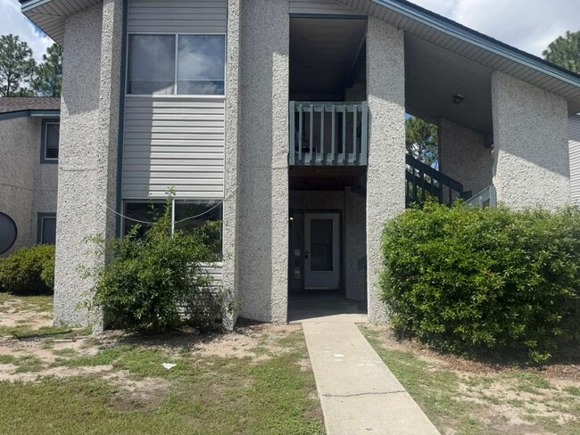 Building Photo - 910 Brett Dr Unit 1