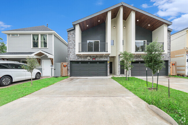 Building Photo - 8119 Venus St Rental