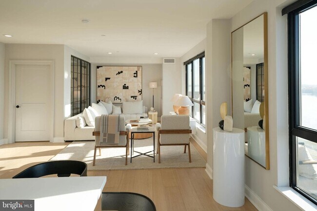 Building Photo - 1325 N Beach St Unit 740 Rental