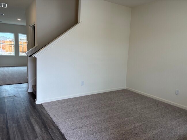 Photo - 1876 Purtis Crk Dr