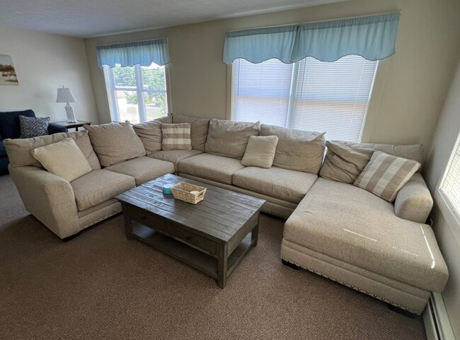 Photo - 101 Union Ave Unidad B