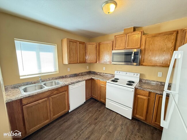 Photo - 1215 Arkansas Ave