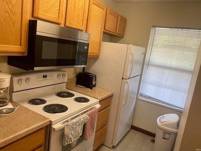 Photo - 2446 Brittany Ln