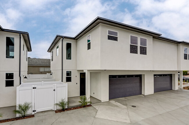 Photo - 26016 Oak St Unidad #F