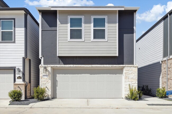 Building Photo - 9954 Storehouse Dr