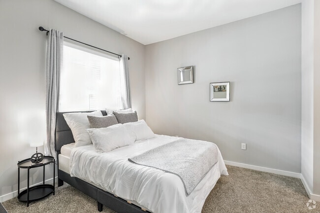The Valor - 1BR, 1BA - 790SF - Bedroom