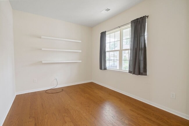 Photo - Beautiful spacious Home in Berewick community in Steel Creek Fence in Yard